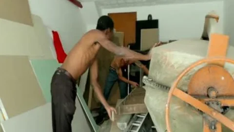 TS Bombshell Luana Costa receives Railed By Construction Workers Till she Cums
