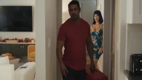 kinky large Assed Ts Beauty Foxxy Sucks Plumbers cock