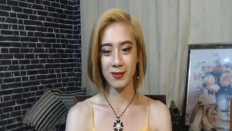 filthy oriental tranny Plays Her ravishing cock