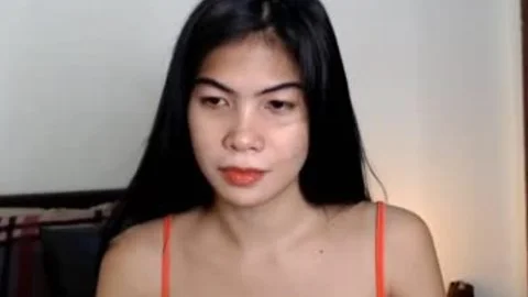 nice-looking t-girl Pinay babe Masturbating On webcam