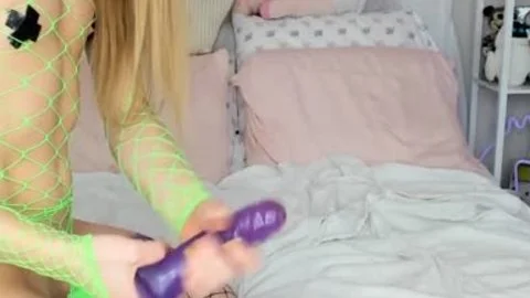 Rachel Nova Plays Her favorite toy And Cums