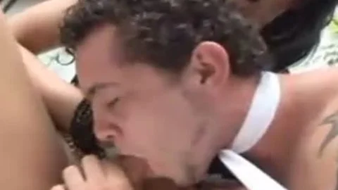 Lady With tiny boobs loves Giving tgreetingss manad