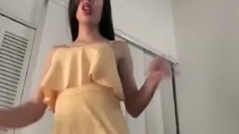 shelady April large shlong webcam