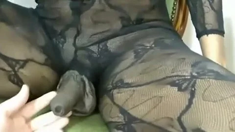 filthy darksome tranny Shows Her 10-Pounder