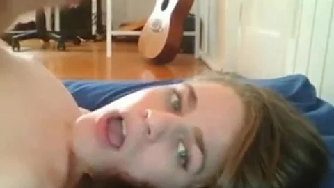 that babe is Thirsty And Plays Alone (full Version)