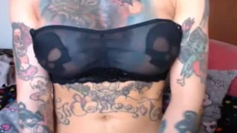 Very Freaky t-girl Vampire